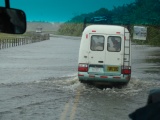 Nach dem Regen sind die Strassen in Costa Rica Überflutet