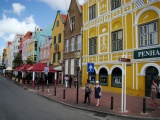 Überall trifft man auf holländisches Archektur auf Curacao